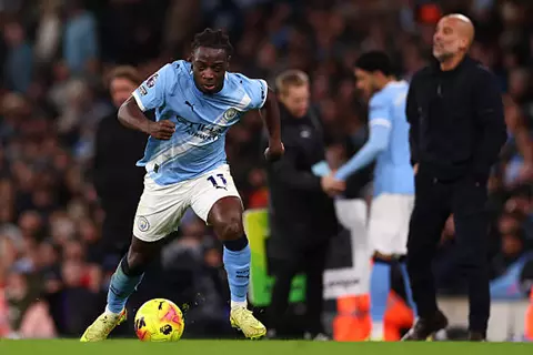 يغيب 3 مباريات.. جوارديولا يعلن تفاصيل إصابة دوكو مع مانشستر سيتي